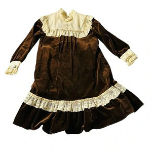 Cinderella Vintage brown velvet dress with lace girls size 8